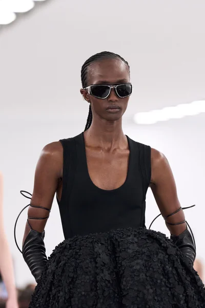 Look 117